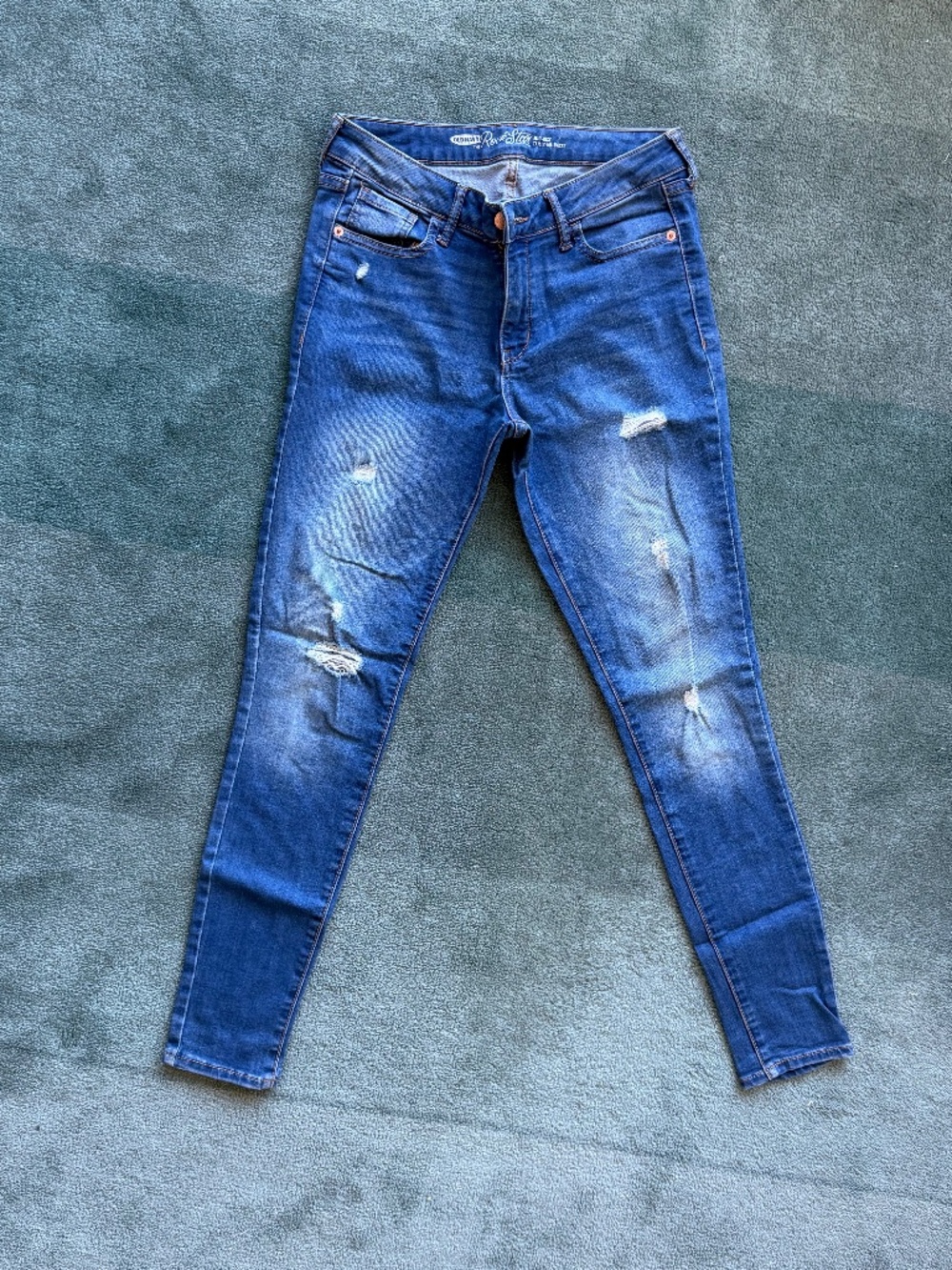 Old Navy Rockstar Mid-Rise Distressed Super Skinny Jeans Size 6 Regular